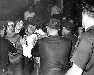 300px-Stonewall_riots.jpg